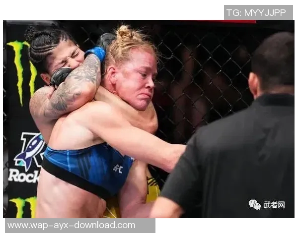 霍利霍尔姆与阿曼达的巅峰对决谁将成为女子综合格斗的新女王